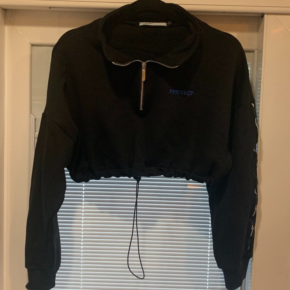 EUC Koko Super Women’s Black 1/2 Zip Pullover Cropped Sweatshirt Size M